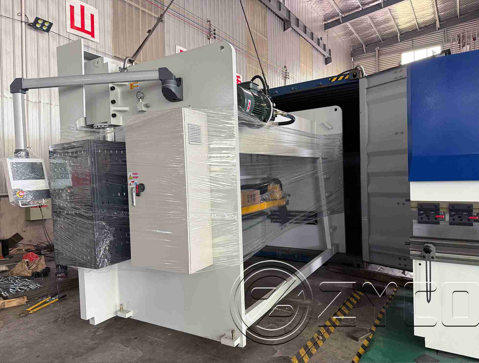 automatic metal bending machine
