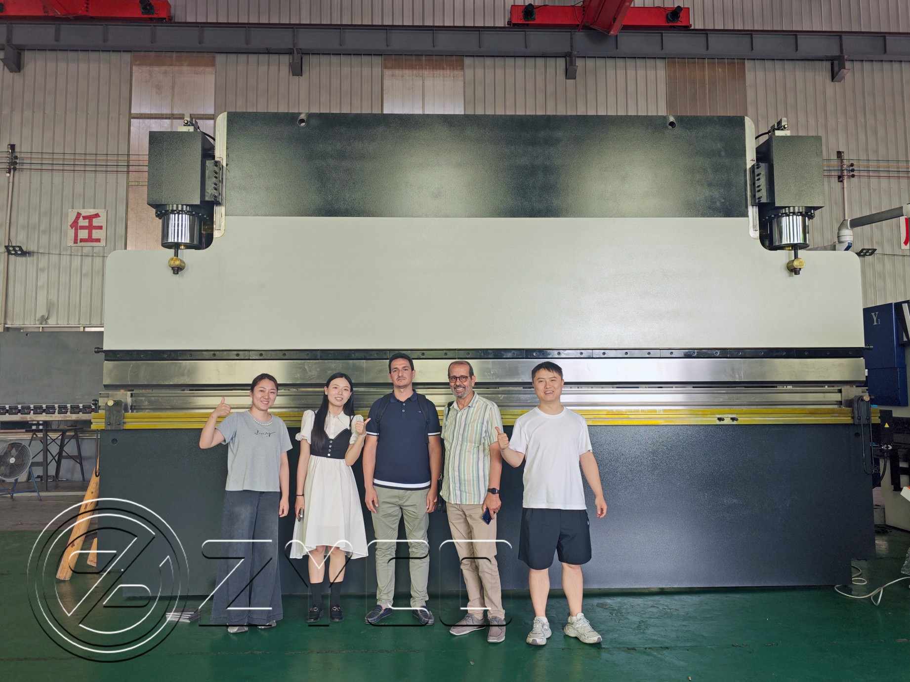 Moroccan customers visited our factory and the two sides reached a strategic cooperation