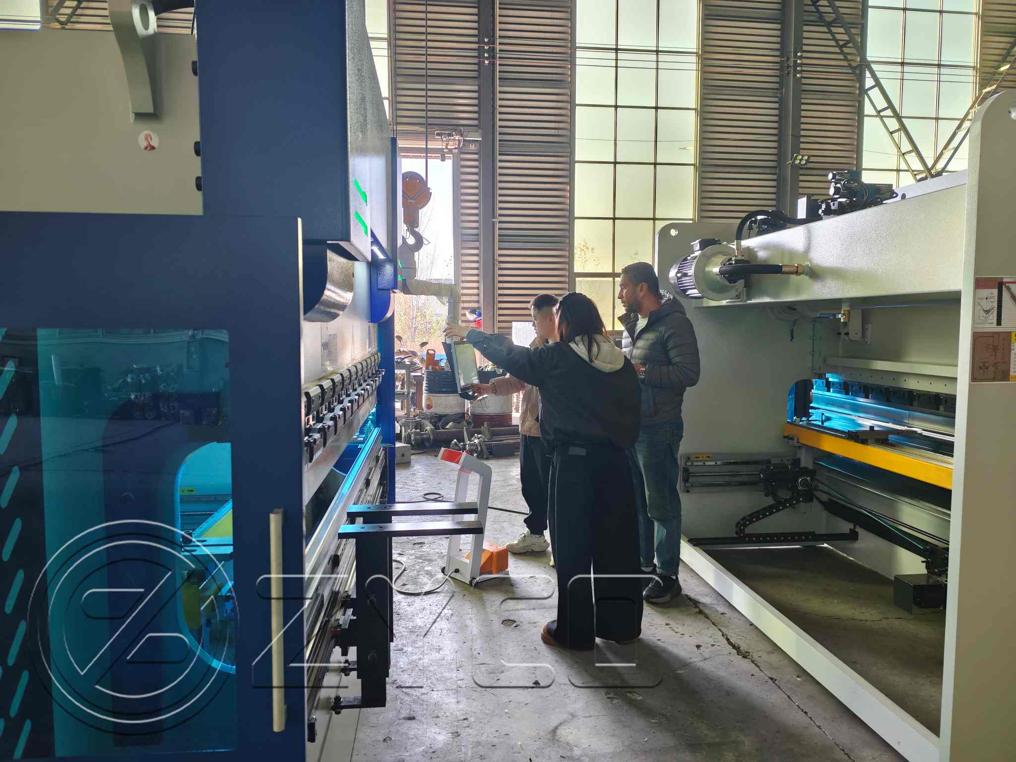 Copper plate pure electric press brake